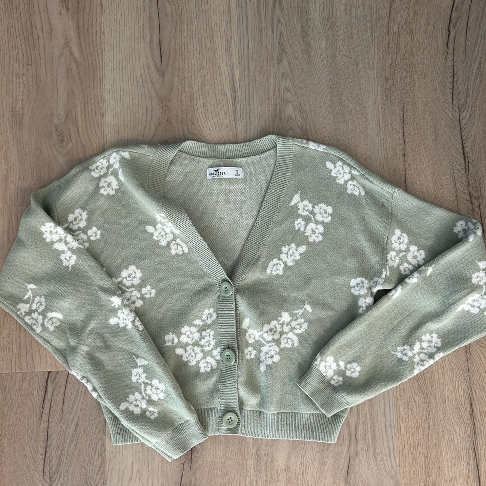 Hollister Sage Green Floral Cardigan